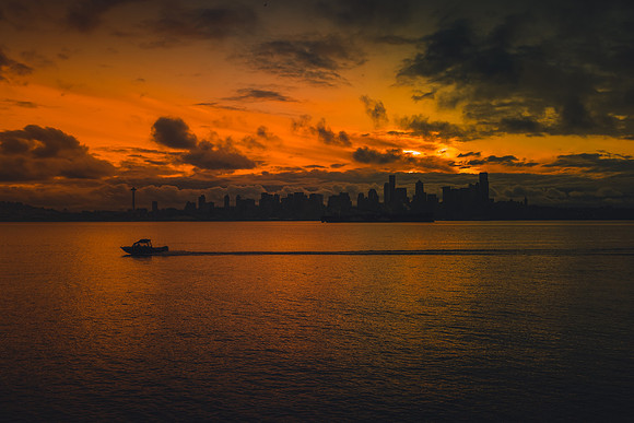 PUGET SOUND SUNRISE, WA