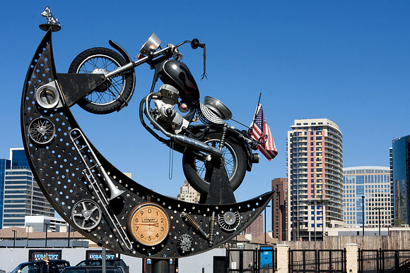 DALLAS, TX
